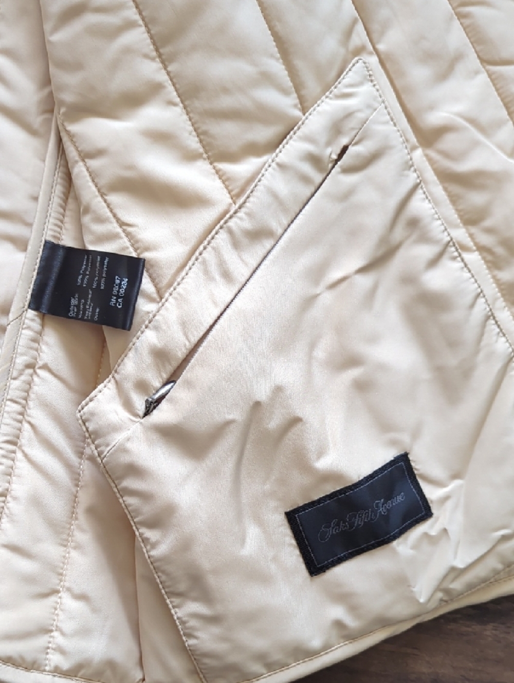 Saks Fifth Avenue Quilted Tan Button-Front Vest Size XL - Picture 7 of 13